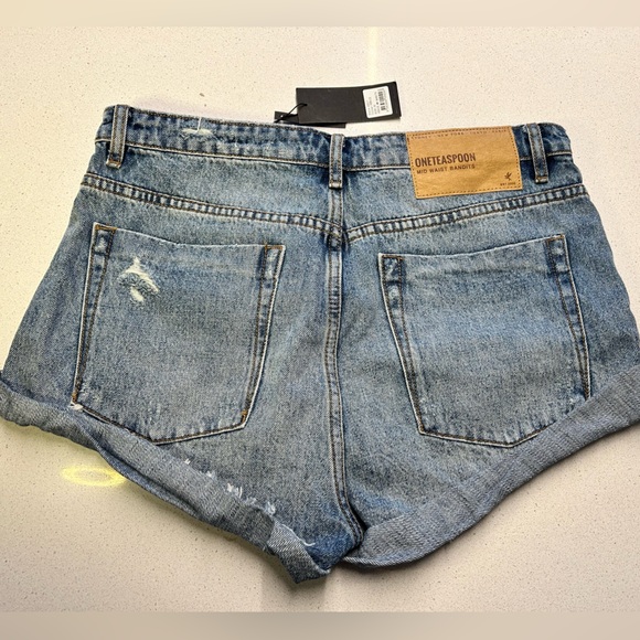 One Teaspoon Bandit Shorts - Picture 2 of 4